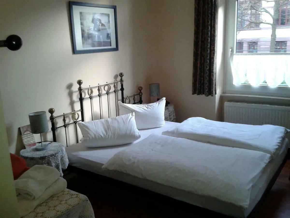 Acasa Bed & Breakfast Frankfurt am Main